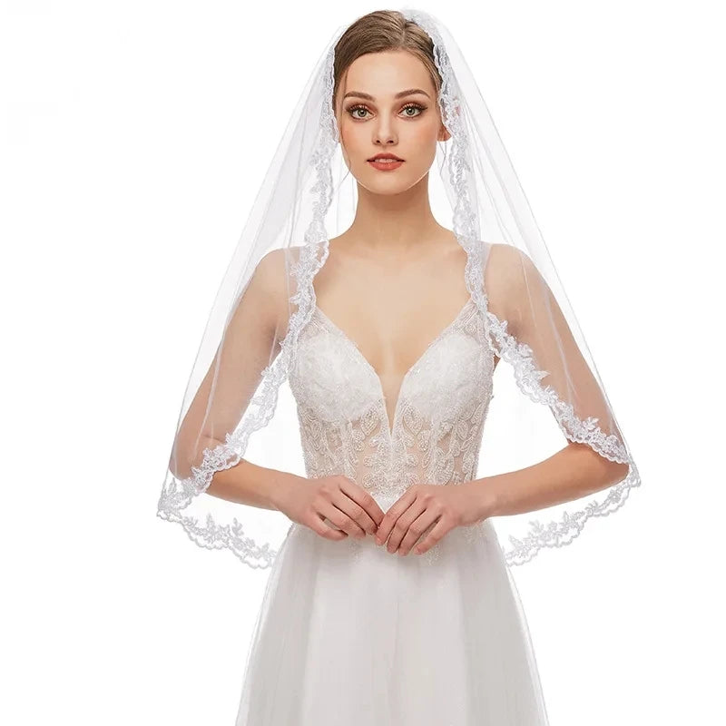 voile mariée femme blanc dentelle fine classique clips métalliques translucide adultère élégante couverture tête
