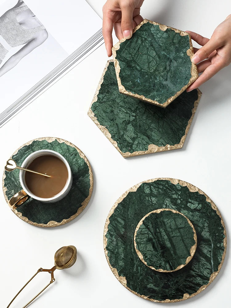coasters marbre effet pierre naturelle vert foncé doré blanc moderne élégants respectueux environnement vintage