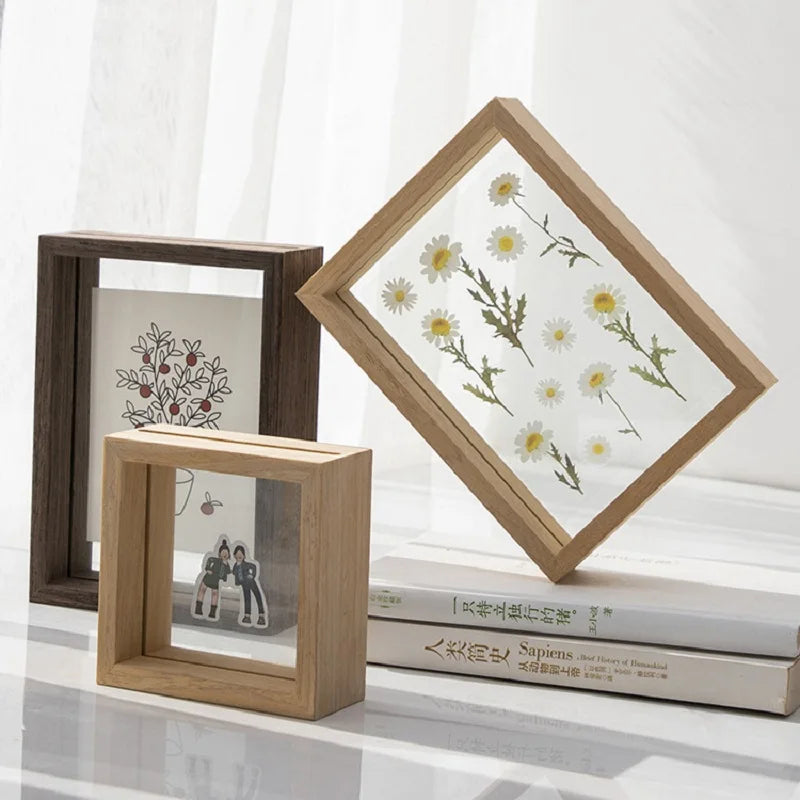cadre photo bois naturel décoration fleurs séchées papillons moderne minimaliste transparent murale