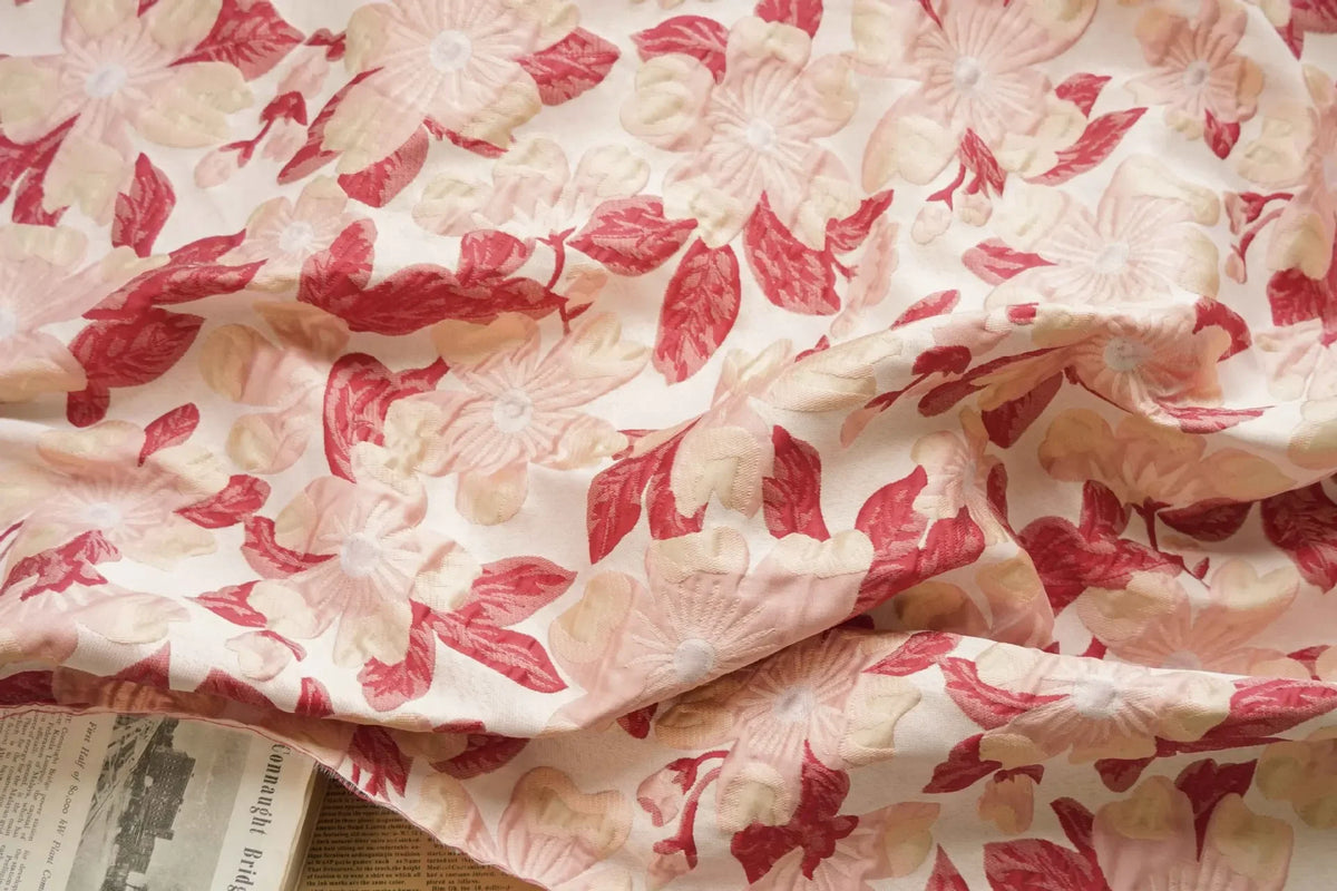 tissu polyester jacquard fleurs rose rouge beige coudre jupe sac résistant environnementalOpaque