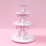 présentoir gâteaux trois niveaux papier rose blanc rubans aquarellés motifs carreaux décoration fête anniversaire