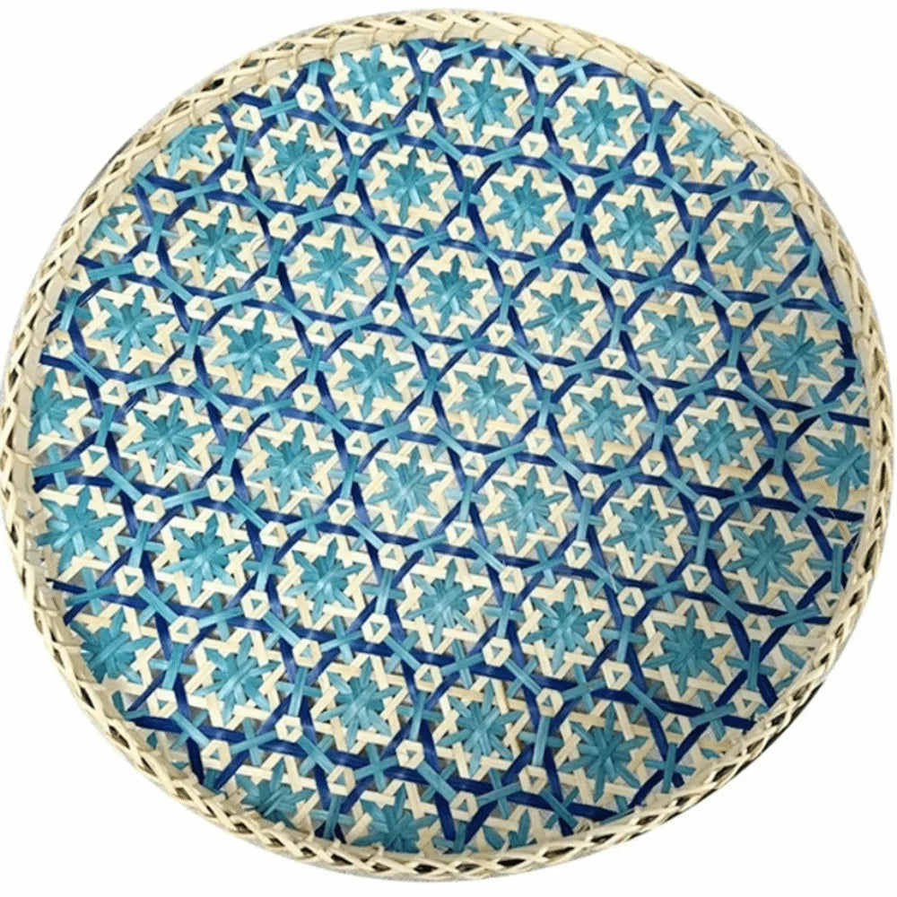 assiettes rotin naturel bleu vert marron motif géométrique tressé taille 15cm 25cm 35cm traditionnel