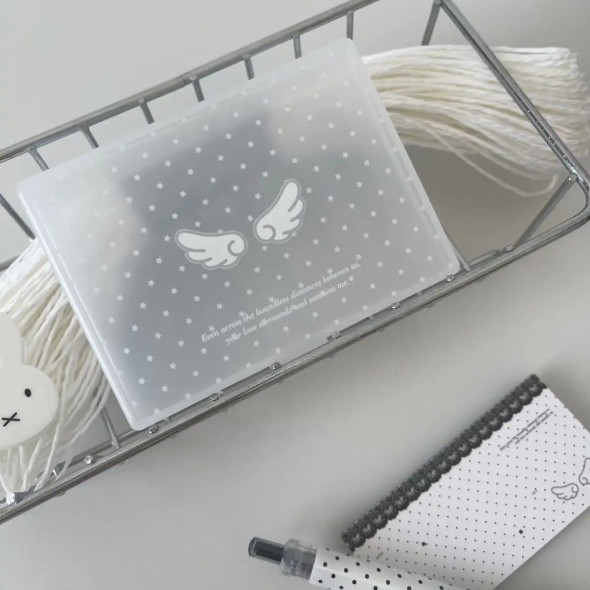 boîtes rangement transparentes points blancs ailes poignées moderne minimaliste chống bụi bảo vệ