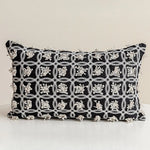 coussin noir blanc brodé géométrique moderne fixé 45x45cm décoration