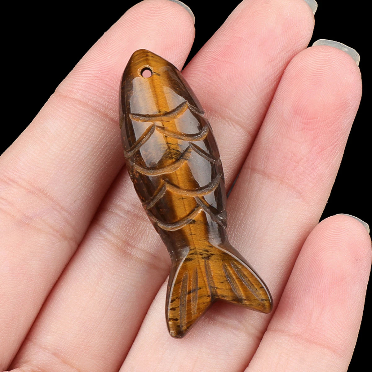 pendants poissons pierres violet orange noir vert rouge marron artisanal feng shui