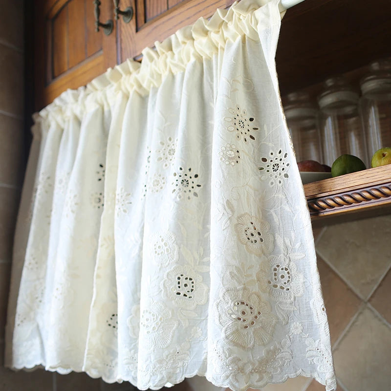 rideau coton brodé fleur dentelle blanc classique opacité inclusion decoration vintage