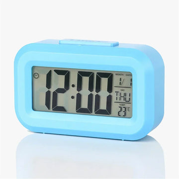 horloge numérique multifonctionnelle moderne affichage heure jour date température blanc noir rose verte bleue