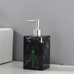 distributeur savon liquide céramique marbre blanc noir vert moderne salle bain parfum fleurs séchées