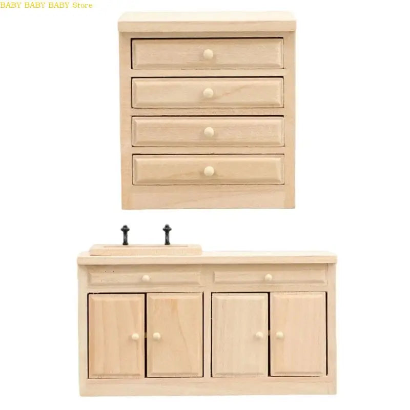meuble salle bain miniature bois clair classique tiroirs portes évier robinets noirs ustensiles cuisine