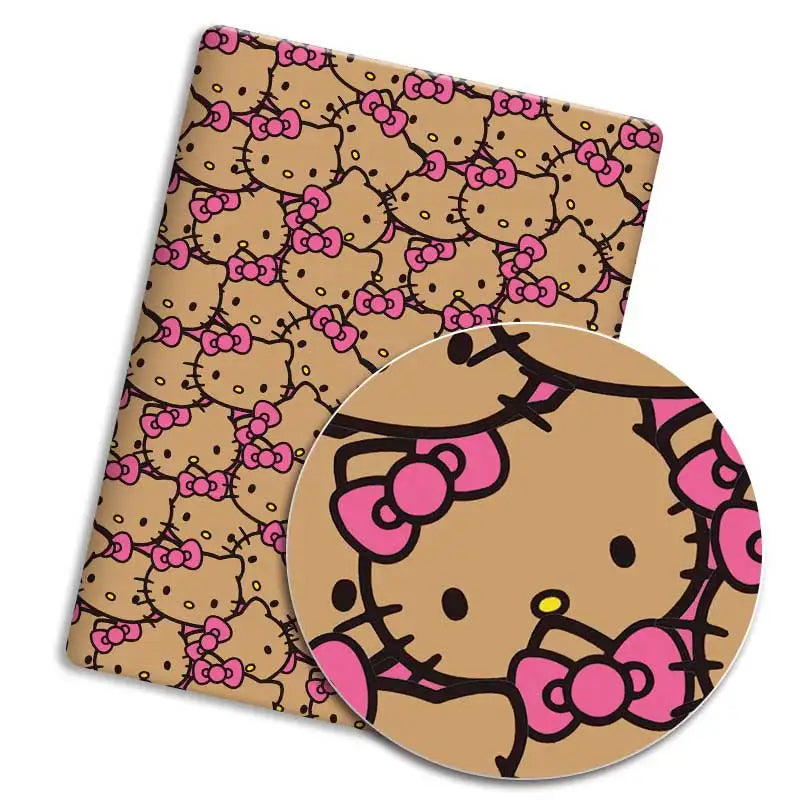 serviettes hello kitty motif coeurs nœuds papillon léopard rose beige marron noir blanc