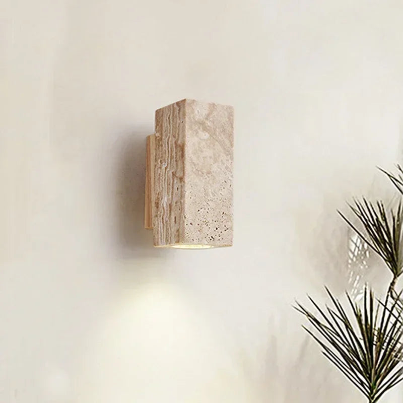 lampe murale moderne led pierreux beige clair marron foncé motif veiné opaque aluminium