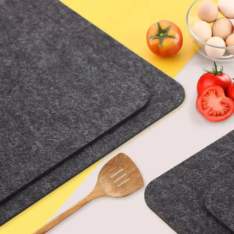 tapis protection cuisine noir feutre antislip résistance chaleur moderne 44x30cm multifonction easy move