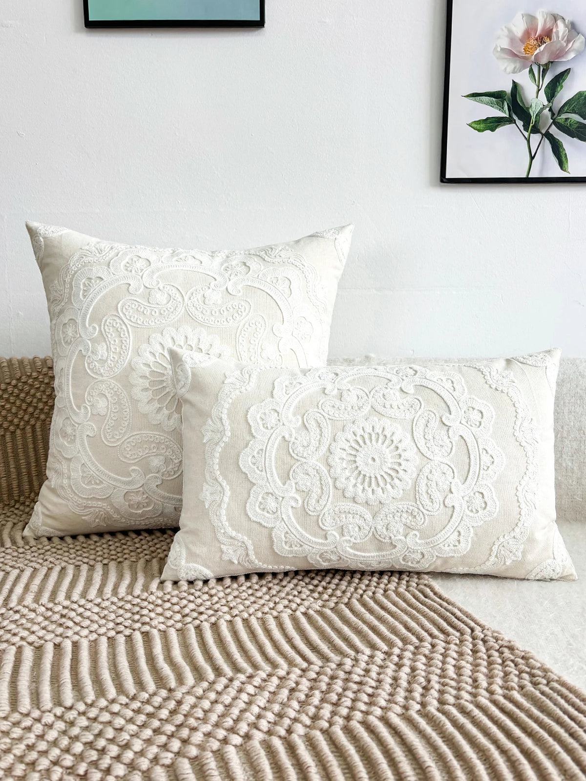 taie d'oreiller ronde brodée polyester élégante housse coussin fermeture éclair motif complexe beige clair