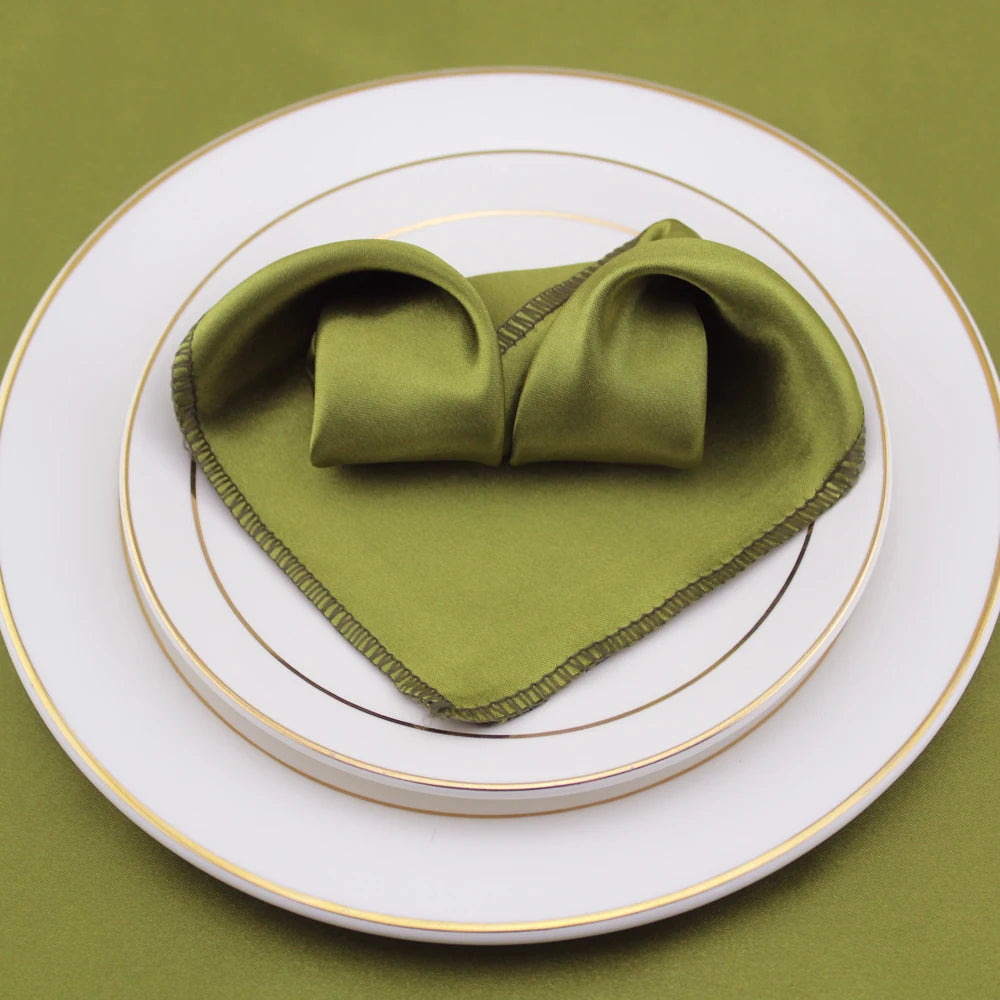 serviette table satin pliée forme coeur mariage décoration fête