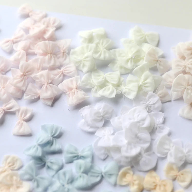 rubans nœuds couleur rose pâle beige clair vert pastel décoratifs élégants écologiques polyester tissu