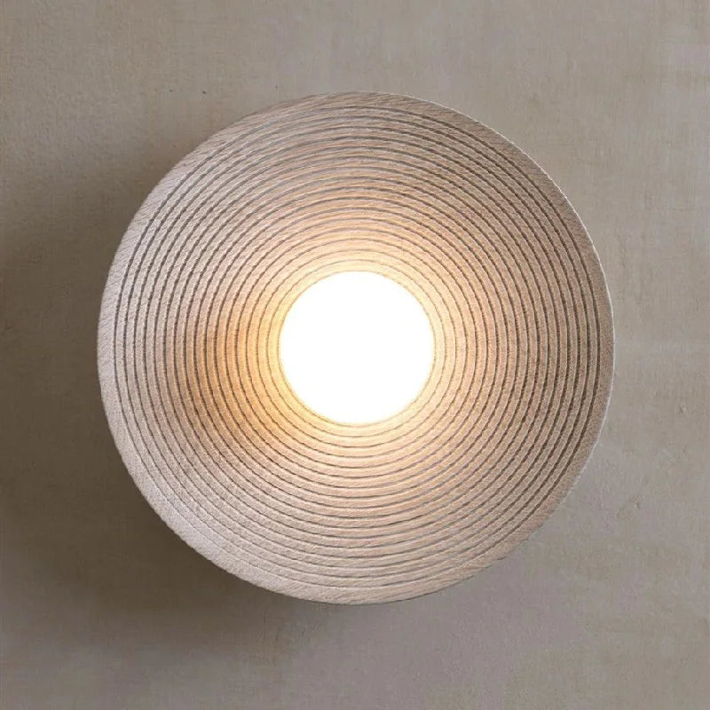 lampes murales modernes rétro ampoules led beige marron clair textures concentriques chambre entrée étude