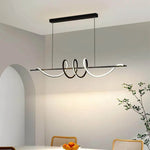 suspension lumineuse moderne spirale noir blanc chaud lumière diffusée contemporaine chambre salon