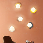 applique murale moderne boule ronde éclairage led chambre salon intérieur minimaliste blanc