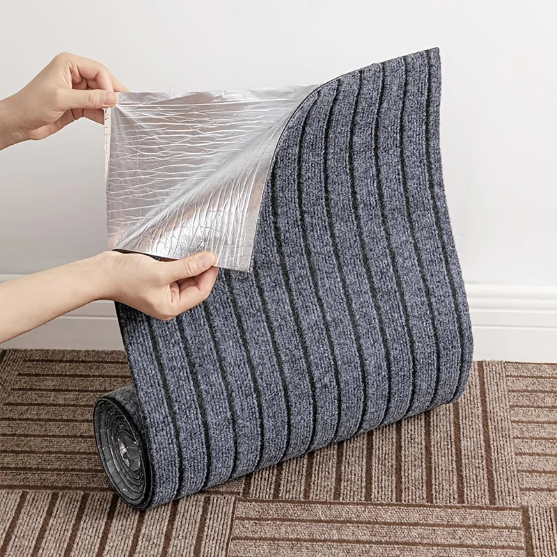 tapis pvc adhésif moderne gris rouge nervures argentées 300cm 40cm