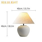 lampe table moderne noir abat jour texture mat base solide flux lumineux 249 2000
