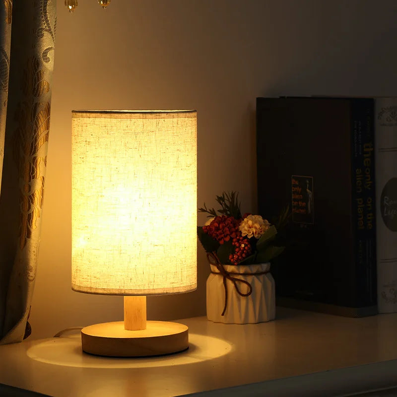 lampe table moderne abat jour lin bois naturel élégante chambre veilleuse éclairage led nordique