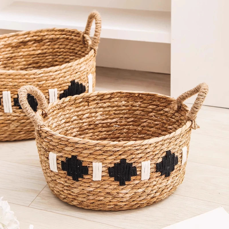 panier tissé rotin naturel blanc noir franges motifs ethniques boho respectueux environnement