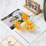 bouquet artificiel fleurs lys roses rouges jaunes bleus blancs moderne minimalisteintérieur decoration