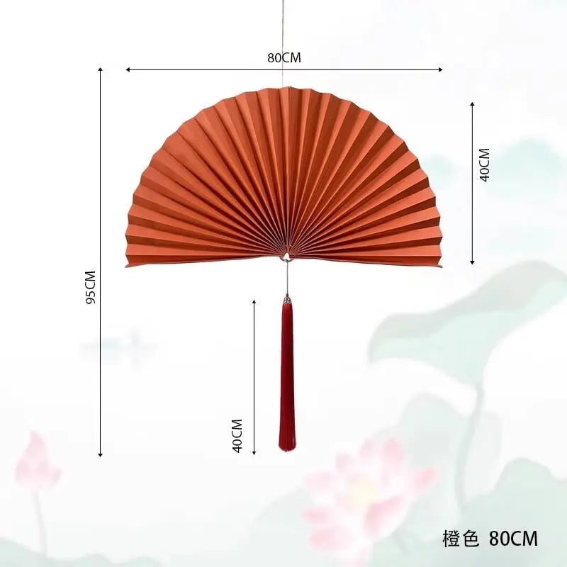 éventail pliant décoratif papier rouge bleu marine doré chinois traditionnel pompon cordelette