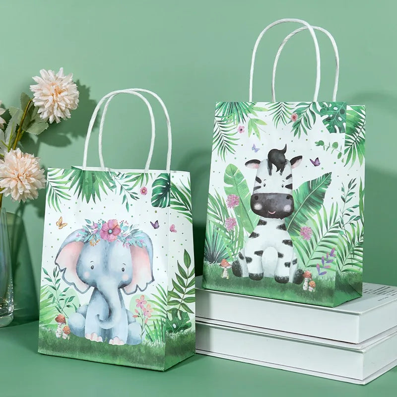 sacs cadeau anniversaire enfant animaux jungle tigre singe éléphant zèbre aquarelle adorable blanc vert