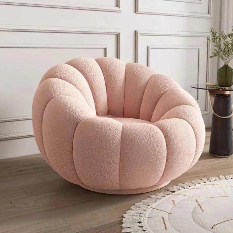 fauteuil moderne velours bouclé doux repos pieds beige clair intérieur meubles salon contemporain