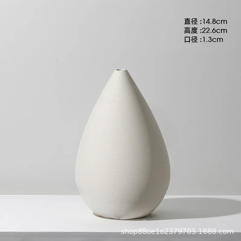 vases céramique blancs rayures horizontales modernes fleurs artificielles