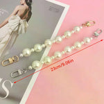 bracelet sac main blanc vintage boucle métal ornementation féminin