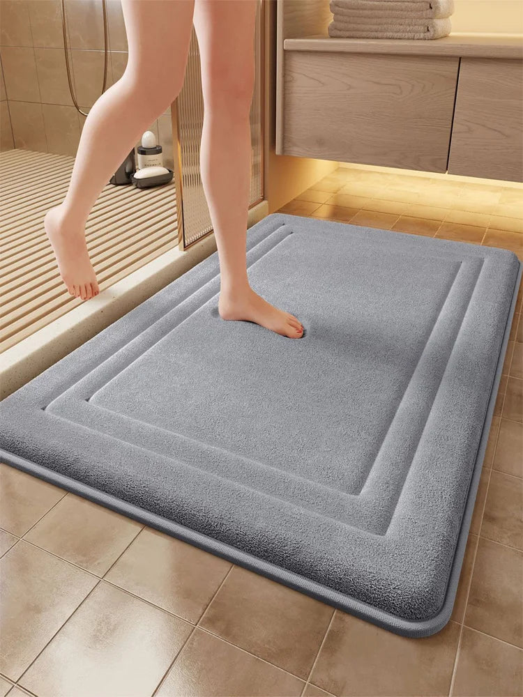 tapis bain doux absorbant non glissant moderne gris texturé relief géométrique duveteux