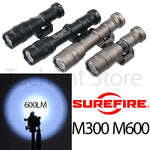 lampe torche tactique rail 20mm clips noir gris moderne fonctionnelle batterie