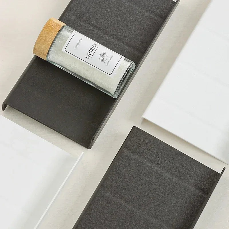 rangements épices noir blanc moderne minimaliste réutilisable plastique texture mat assaisonnement cuisine organisateur