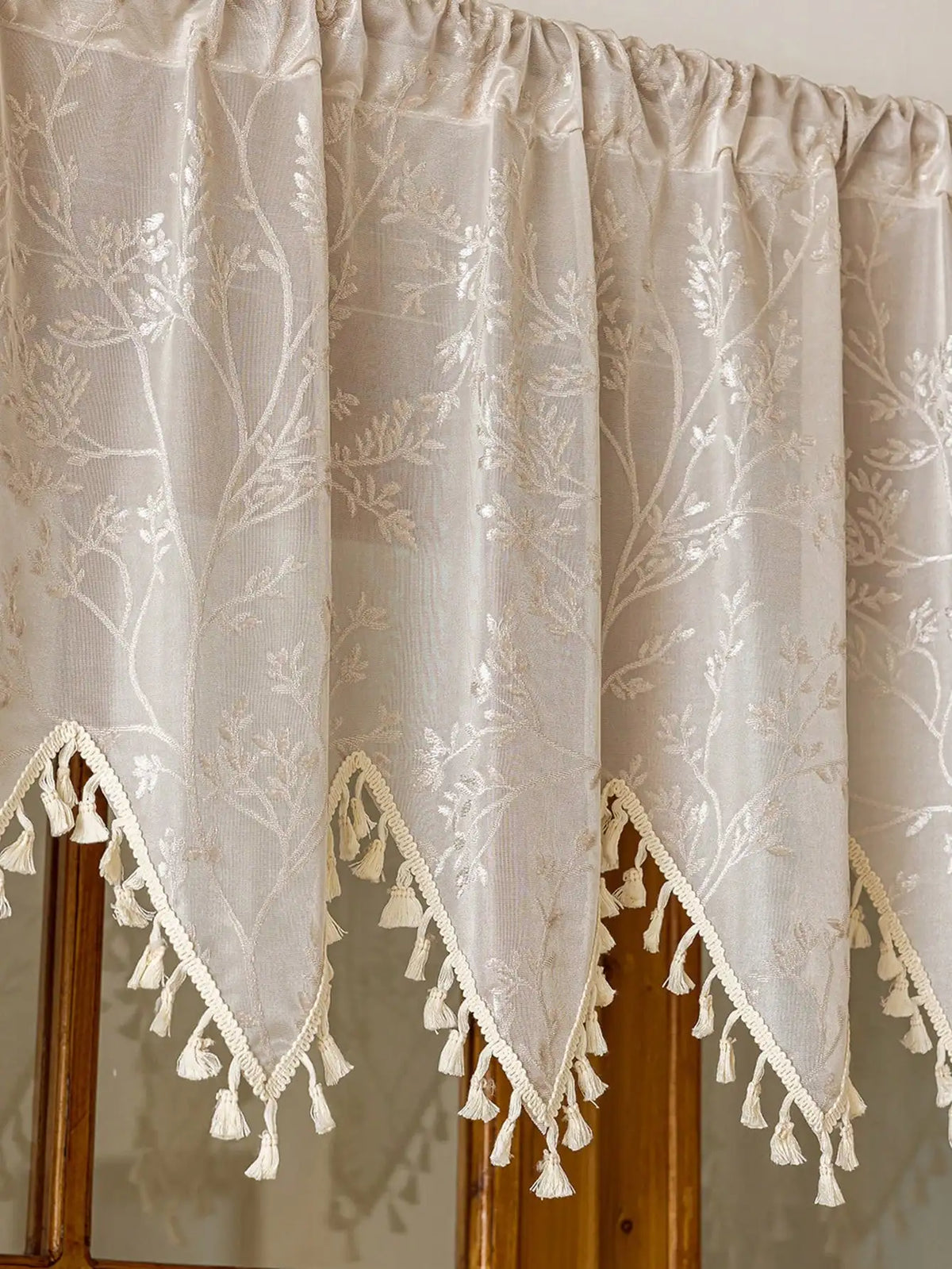 rideau semi transparent polyester imprimé floral tassel beige classiqueintérieur decoration