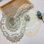 serviettes table blanc broderie florale dentelle classique vintage mariage festivité