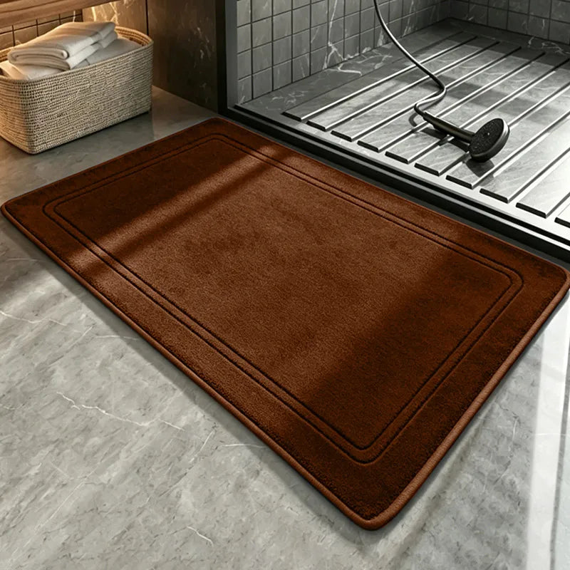 tapis bain gris clair doux antidérapant absorption rapide douche maison confortable moderne