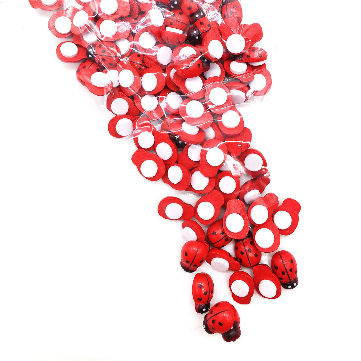 forme coccinelle adhésives rouges noires blanches décoration anniversaire mariage fêtes enfants
