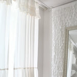 rideau dentelle blanc classique romantique fenêtre moderne erotique fronces