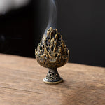censer artisanal bronze ornementé motifs géométriques vintage floral deco maison
