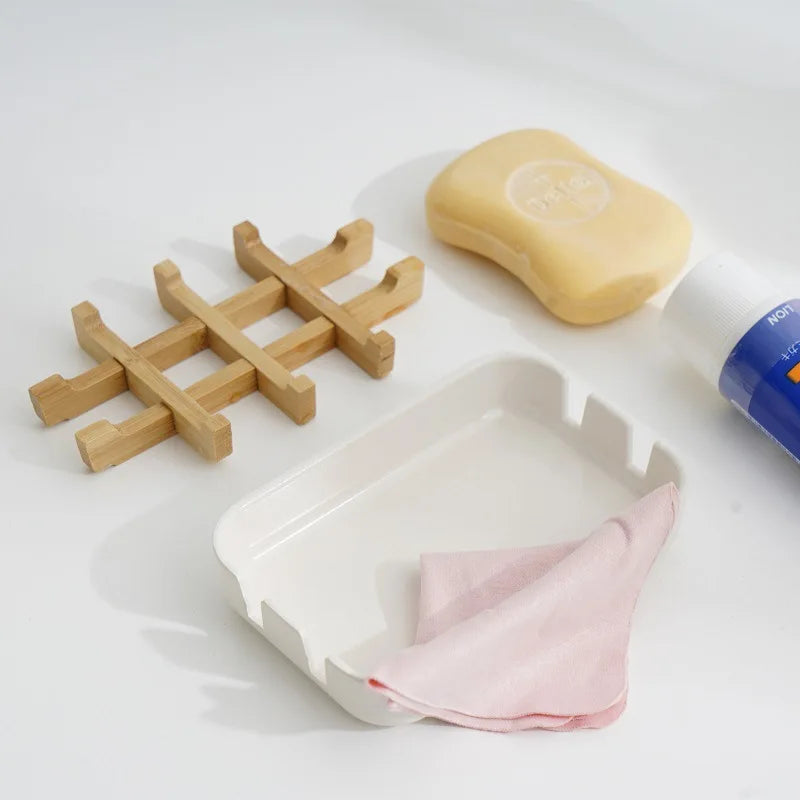 support savon moderne bambou blanc brun clair salle bain grille intégrée minimaliste portable