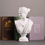 statues antiques blanc buste apollon arthemis sculptures details classiques art grec romain livres papier
