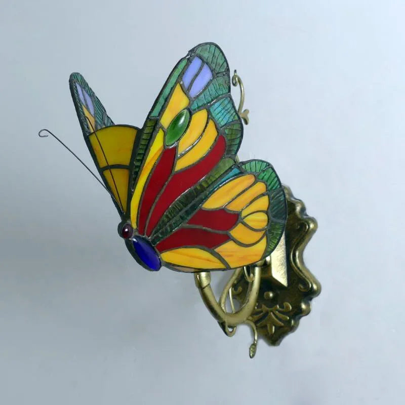 applique murale art nouveau papillon verre coloré bleu rouge verte fixée mur blanc or