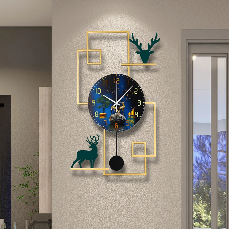 horloge murale moderne bleu doré motif paysage marin bateaux arbres montagnes aiguille métal sans