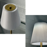 lampe chevet or plissée rechargeable usb moderne abat jour blanc rouge