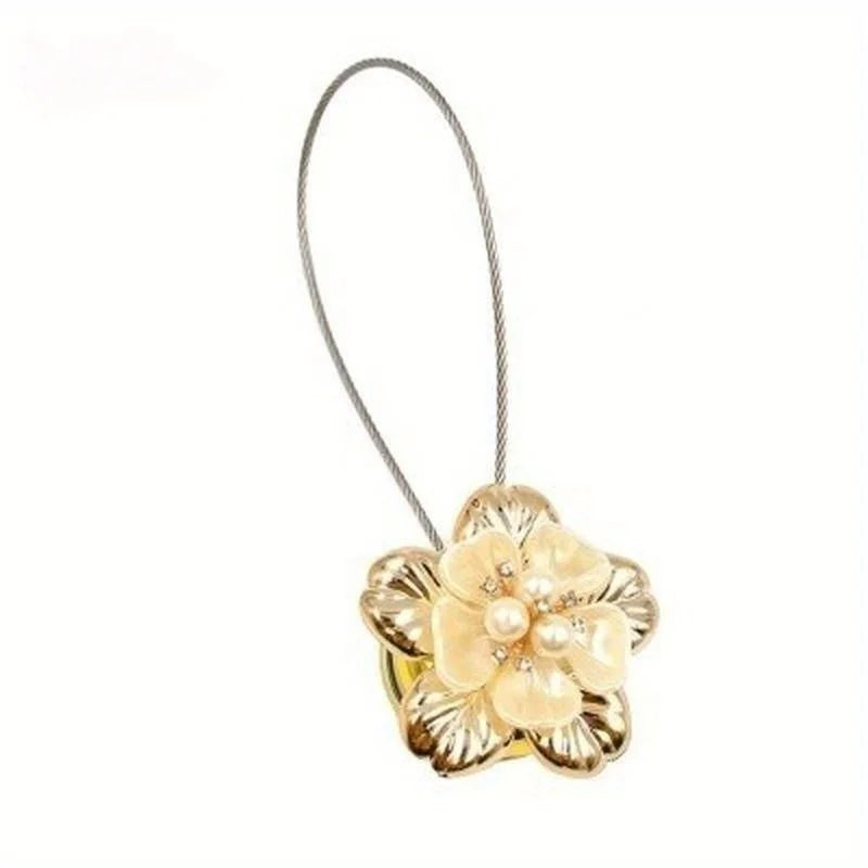 accessoire fenêtre rideau polonais doré blanc fleurs stylisées élégant tringle opacité