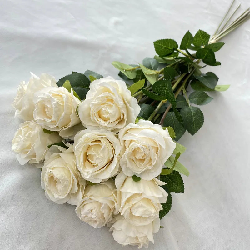 bouquet roses artificielles soies classiques intérieur décoration mariage anniversaire baby shower