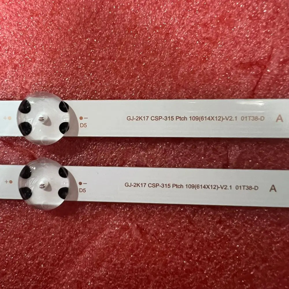 Bande lumineuse led blanc noir bleu motifs géométriques modernes connecteurs aluminium
