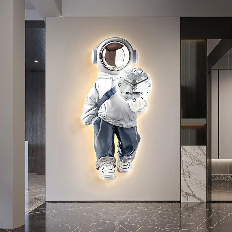 horloge murale moderne astronaute lune LED blanc noir gris chambre salon